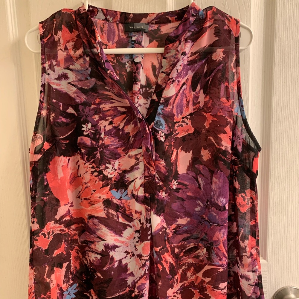 The Limited Sleeveless Blouse V neck multicolor